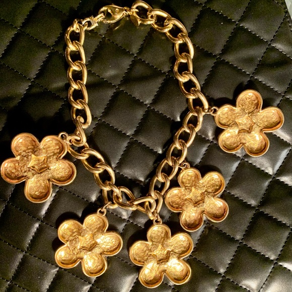 Vintage Escada Enamel flowers Necklace - Picture 5 of 8